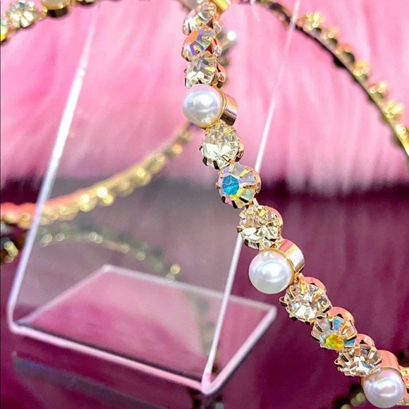 3.5in Pearl & Crystal Hoop Earrings Gold Sparkle - Picture 2 of 9